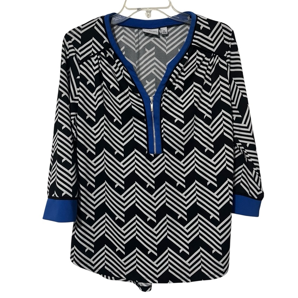Kim Rogers size medium women’s 3/4 sleeve top